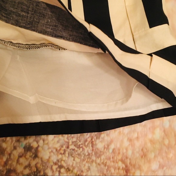 NWT Crewcuts Black Cream Striped Pleated Skirt 14 - Picture 2 of 6